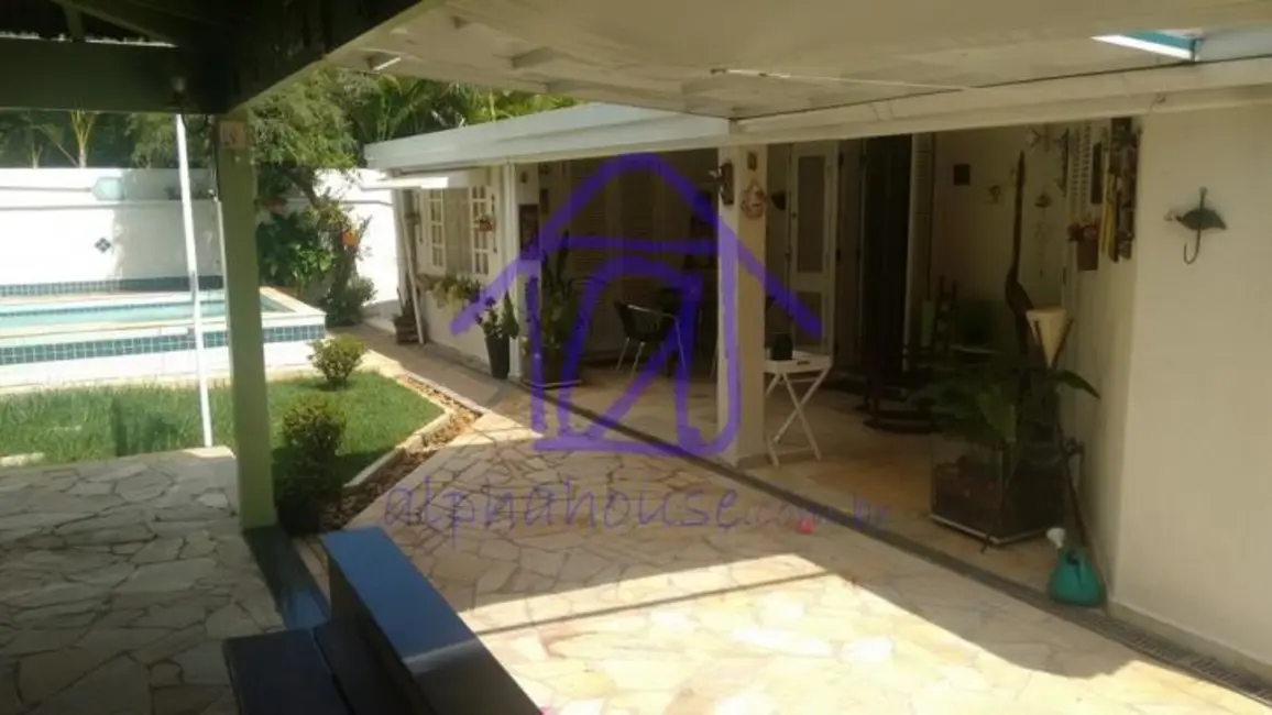 Foto 3 de Casa com 4 quartos à venda, 560m2 em Barueri - SP