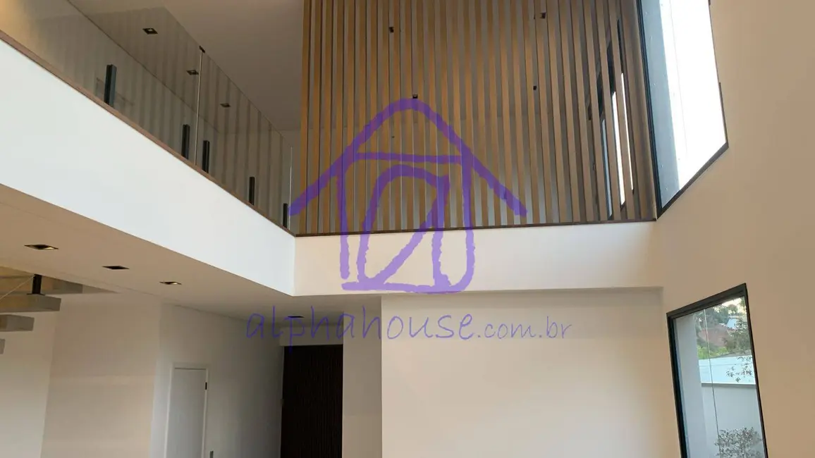Casa com 4 quartos à venda, 399m2 em Alphaville, Santana De Parnaiba - SP - imagem 3 Foto 3 de Casa com 4 quartos à venda, 399m2 em Alphaville, Santana De Parnaiba - SP