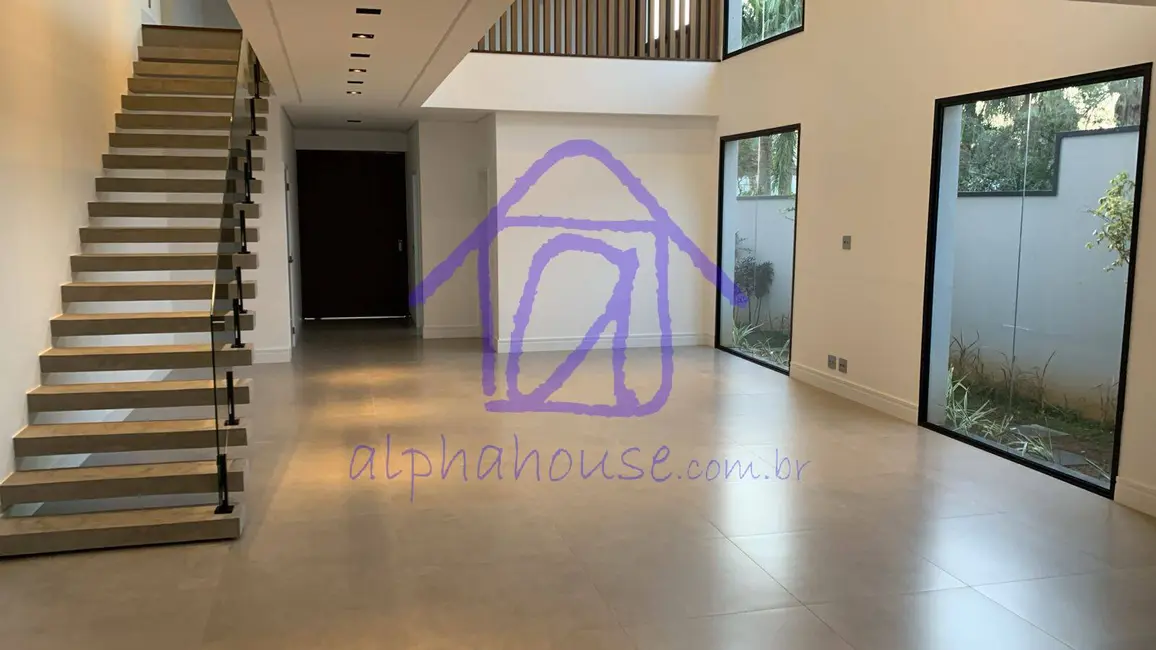 Casa com 4 quartos à venda, 399m2 em Alphaville, Santana De Parnaiba - SP - imagem 4 Foto 4 de Casa com 4 quartos à venda, 399m2 em Alphaville, Santana De Parnaiba - SP