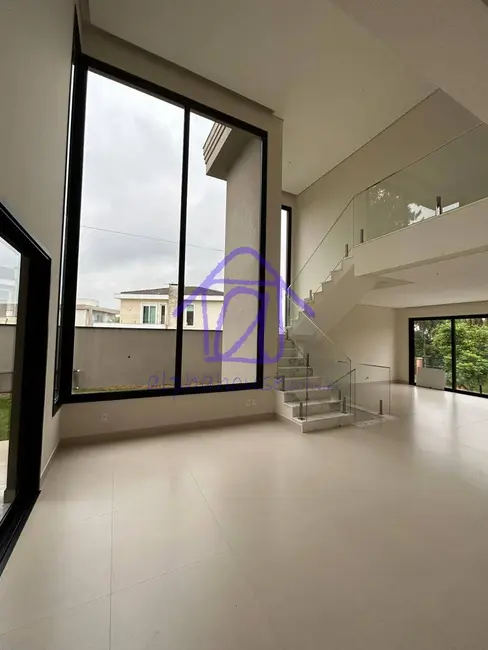 Casa à venda, 365m2 em Alphaville, Santana De Parnaiba - SP - imagem 6 Foto 6 de Casa à venda, 365m2 em Alphaville, Santana De Parnaiba - SP