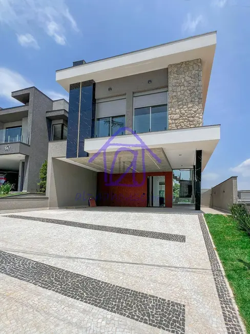 Foto 1 de Casa com 3 quartos à venda, 300m2 em Recanto Maravilha III, Santana De Parnaiba - SP