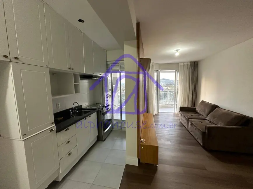 Foto 7 de Casa com 3 quartos à venda e para alugar, 89m2 em Barueri - SP