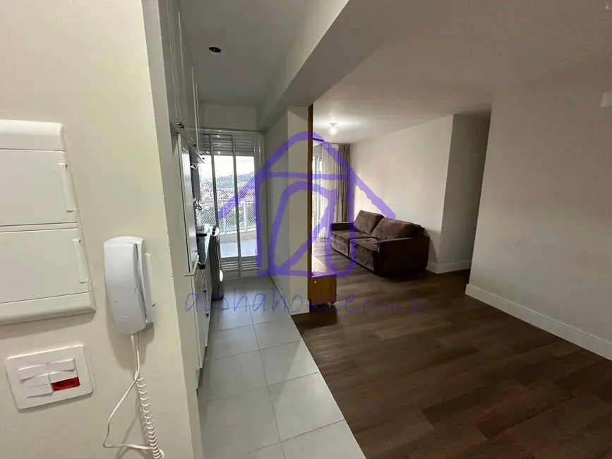 Foto 2 de Casa com 3 quartos à venda e para alugar, 89m2 em Barueri - SP