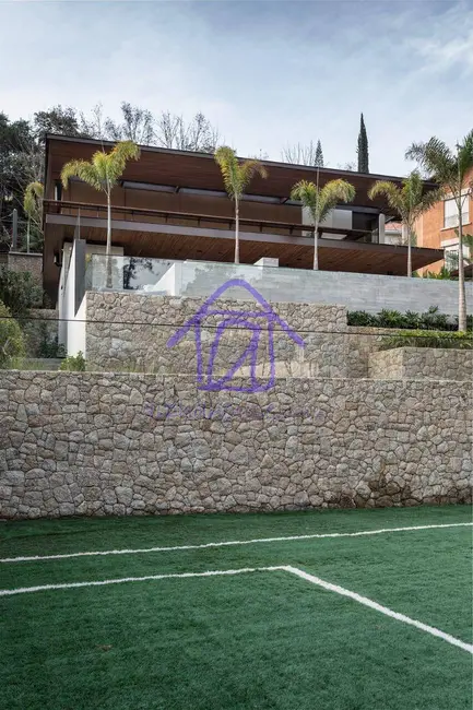 Casa com 5 quartos à venda, 1480m2 em Tamboré, Barueri - SP - imagem 7 Foto 7 de Casa com 5 quartos à venda, 1480m2 em Tamboré, Barueri - SP