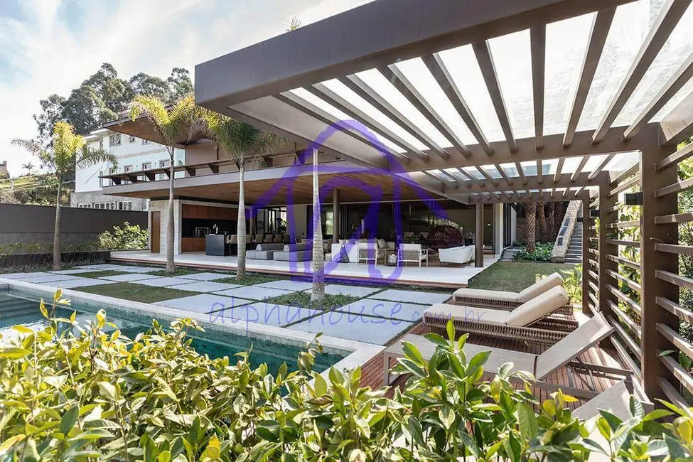 Casa com 5 quartos à venda, 1480m2 em Tamboré, Barueri - SP - imagem 5 Foto 5 de Casa com 5 quartos à venda, 1480m2 em Tamboré, Barueri - SP