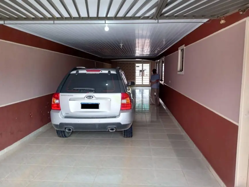 Casa com 3 quartos à venda, 220m2 em Centro, Mandirituba - PR - imagem 7 Foto 7 de Casa com 3 quartos à venda, 220m2 em Centro, Mandirituba - PR