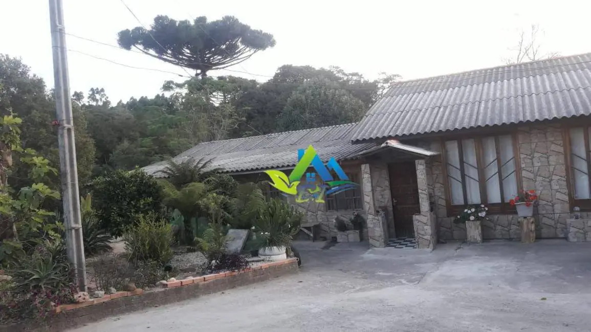 Foto 8 de Chácara com 3 quartos à venda, 2700m2 em Leão, Agudos Do Sul - PR