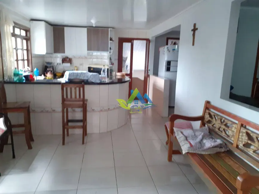 Casa com 5 quartos à venda, 390m2 em Centro, Mandirituba - PR - imagem 5 Foto 5 de Casa com 5 quartos à venda, 390m2 em Centro, Mandirituba - PR