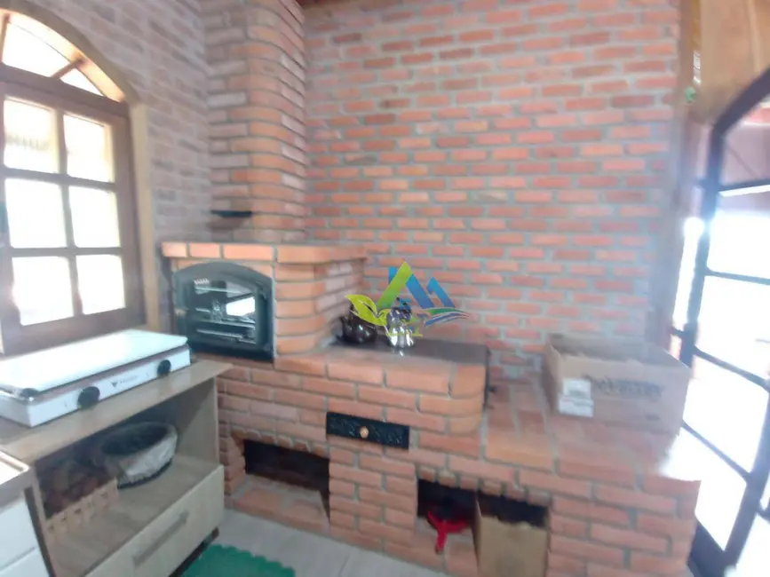 Chácara com 2 quartos à venda, 10700m2 em Mandirituba - PR - imagem 3 Foto 3 de Chácara com 2 quartos à venda, 10700m2 em Mandirituba - PR