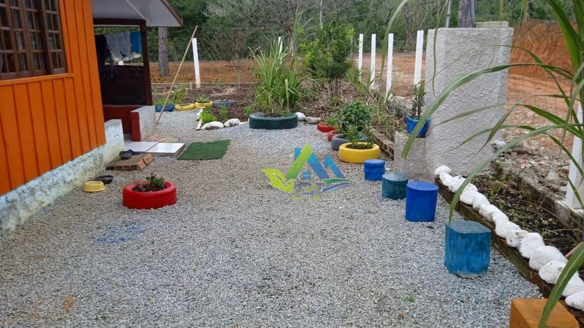 Casa com 3 quartos à venda, 400m2 em Paranagua - PR - imagem 9 Foto 9 de Casa com 3 quartos à venda, 400m2 em Paranagua - PR