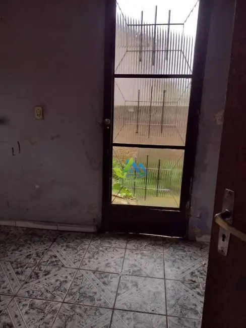 Casa com 2 quartos à venda, 325m2 em Quitandinha - PR - imagem 6 Foto 6 de Casa com 2 quartos à venda, 325m2 em Quitandinha - PR