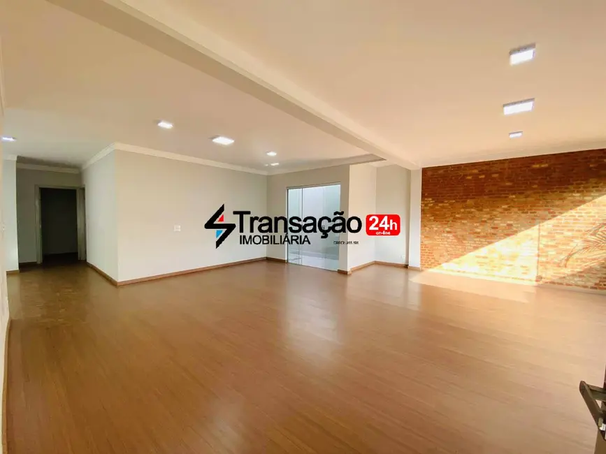 Foto 4 de Casa com 3 quartos à venda, 284m2 em Jardim do Éden, Franca - SP