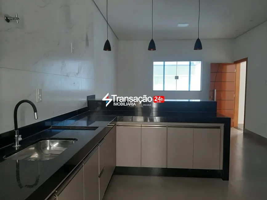 Foto 3 de Apartamento com 2 quartos à venda, 86m2 em Franca - SP