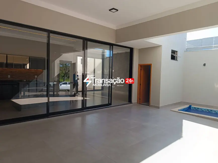 Foto 1 de Casa com 3 quartos à venda, 200m2 em Esplanada Primo Meneghetti, Franca - SP