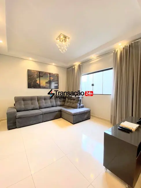 Foto 2 de Casa com 3 quartos à venda, 200m2 em Prolongamento Residencial Ana Dorothéa, Franca - SP