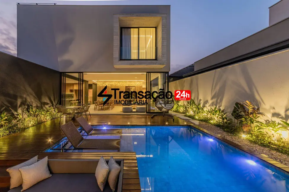 Foto 2 de Casa com 3 quartos à venda, 360m2 em Núcleo Agrícola Alpha, Franca - SP