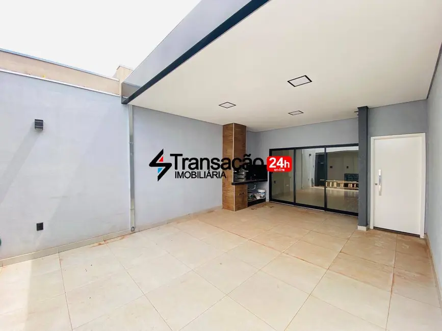 Foto 2 de Casa com 2 quartos à venda, 125m2 em Prolongamento Jardim Ângela Rosa, Franca - SP