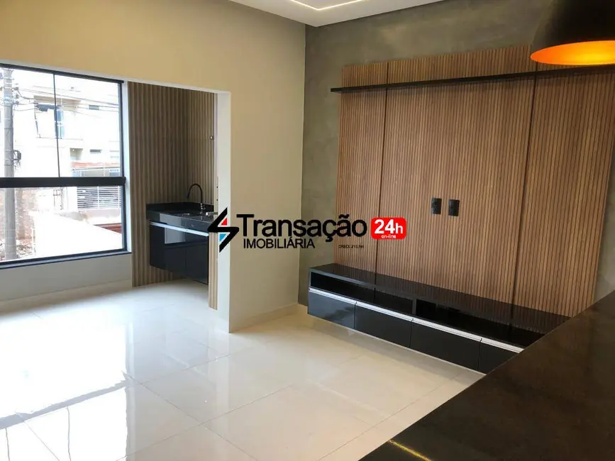 Foto 3 de Apartamento com 3 quartos à venda em Jardim Piratininga, Franca - SP