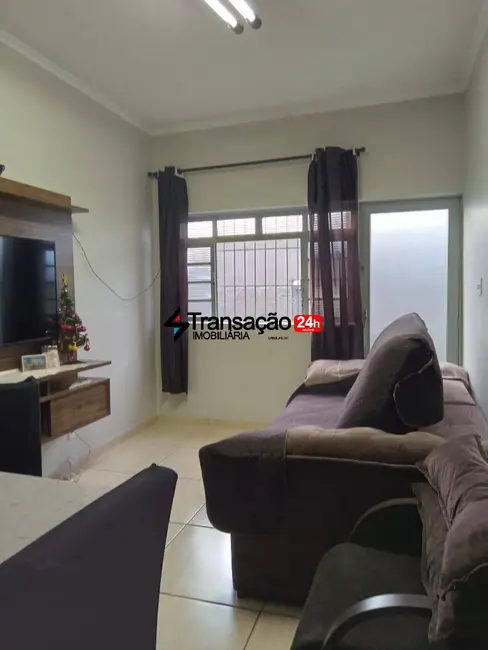 Foto 1 de Casa com 2 quartos à venda, 100m2 em Vila Aparecida, Franca - SP