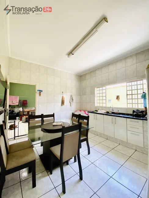 Foto 4 de Casa com 3 quartos à venda, 161m2 em Jardim Luiza II, Franca - SP