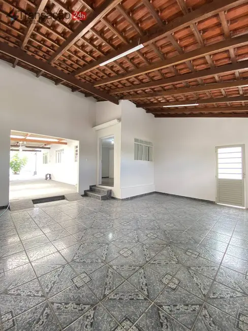 Foto 2 de Casa com 3 quartos à venda, 201m2 em Jardim Planalto, Franca - SP