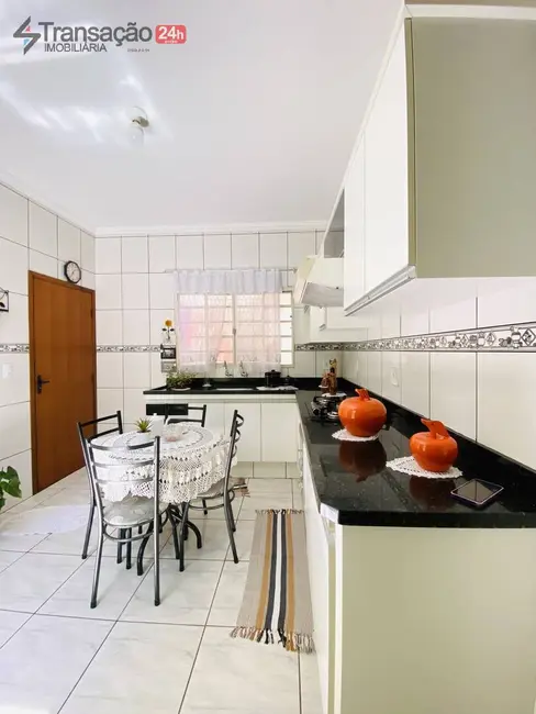 Foto 4 de Casa com 3 quartos à venda, 126m2 em Jardim Vera Cruz III, Franca - SP