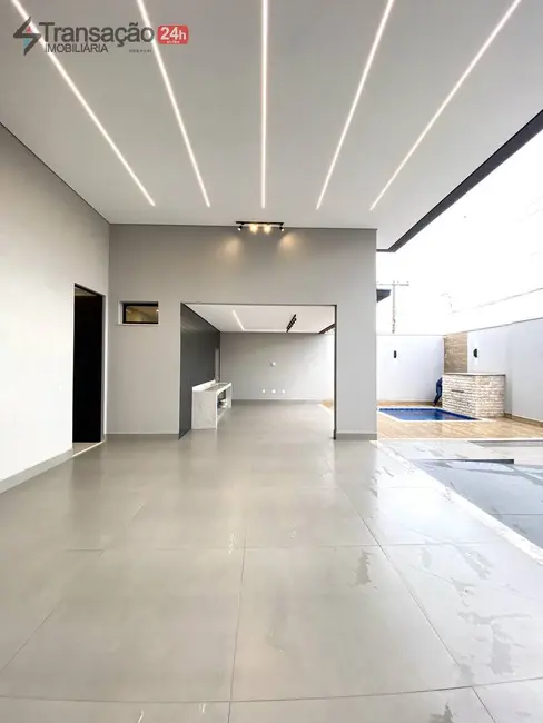 Foto 3 de Casa com 3 quartos à venda, 200m2 em São José, Franca - SP
