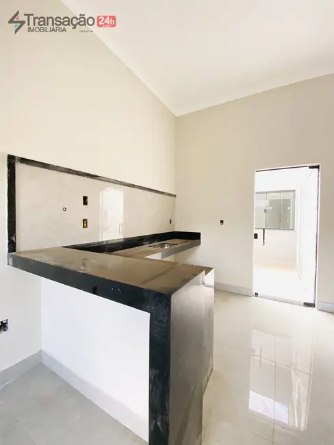 Casa com 3 quartos à venda, 125m2 em Vila Santa Maria do Carmo, Franca - SP - imagem 3 Foto 3 de Casa com 3 quartos à venda, 125m2 em Vila Santa Maria do Carmo, Franca - SP