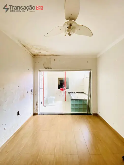 Casa com 2 quartos à venda, 160m2 em Jardim Cambuí, Franca - SP - imagem 6 Foto 6 de Casa com 2 quartos à venda, 160m2 em Jardim Cambuí, Franca - SP