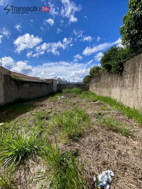 Foto 1 de Terreno / Lote à venda, 250m2 em Residencial Paraíso, Franca - SP