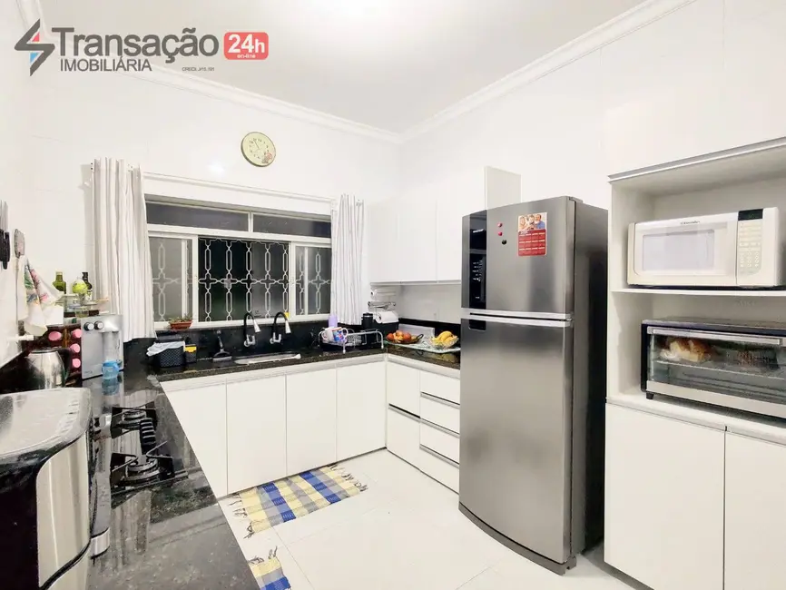 Foto 2 de Casa com 3 quartos à venda, 250m2 em Residencial Zanetti, Franca - SP