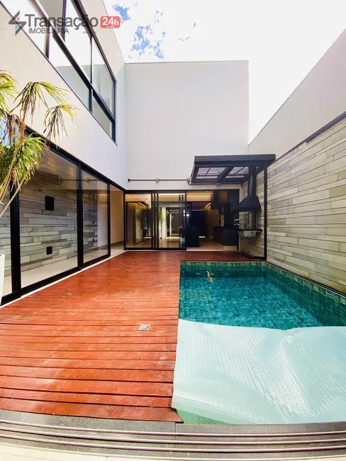 Foto 1 de Casa com 3 quartos à venda, 204m2 em Santo Agostinho, Franca - SP