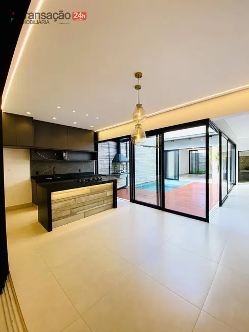 Foto 2 de Casa com 3 quartos à venda, 204m2 em Santo Agostinho, Franca - SP