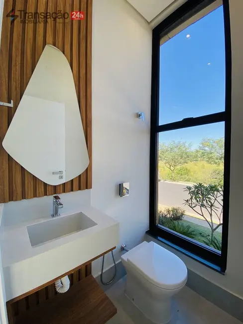 Foto 4 de Casa com 4 quartos à venda, 227m2 em Parque Universitário, Franca - SP