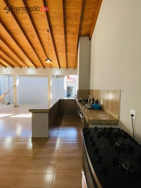 Foto 4 de Casa com 3 quartos à venda, 200m2 em Parque Franville, Franca - SP
