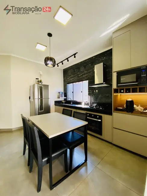 Foto 1 de Casa com 2 quartos à venda, 111m2 em Residencial Ana Dorothéa, Franca - SP