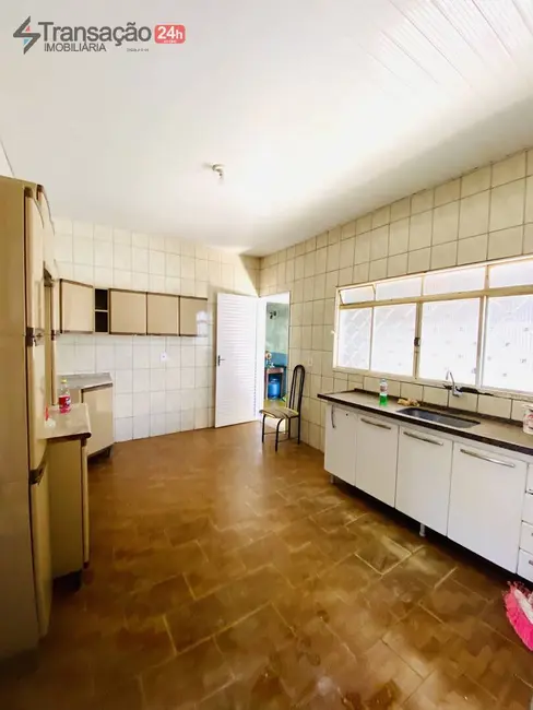 Foto 5 de Casa com 3 quartos à venda, 140m2 em Vila Santa Terezinha, Franca - SP