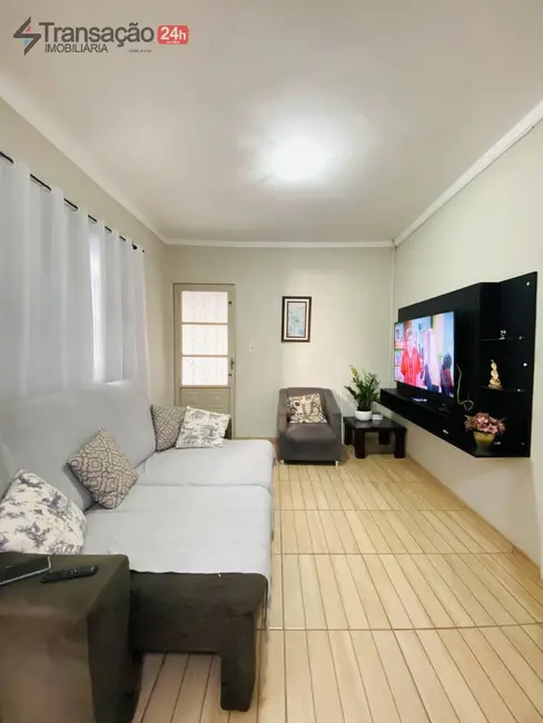 Casa com 3 quartos à venda, 115m2 em Jardim Aeroporto III, Franca - SP - imagem 8 Foto 8 de Casa com 3 quartos à venda, 115m2 em Jardim Aeroporto III, Franca - SP