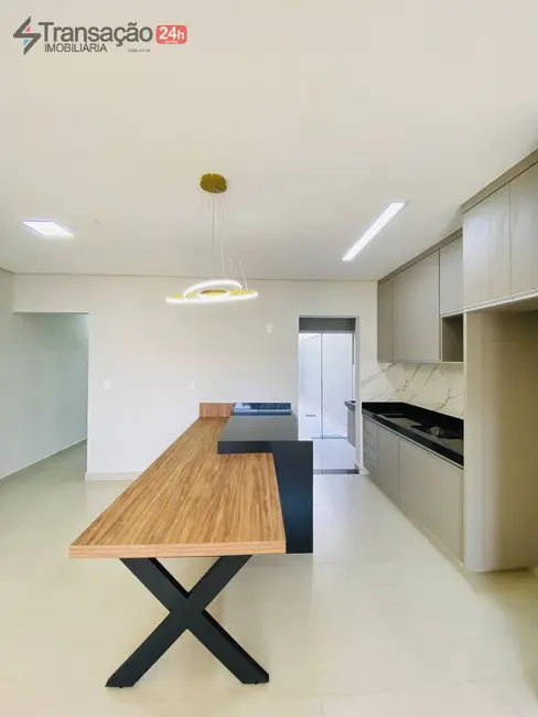 Foto 4 de Apartamento com 3 quartos à venda, 82m2 em Franca - SP