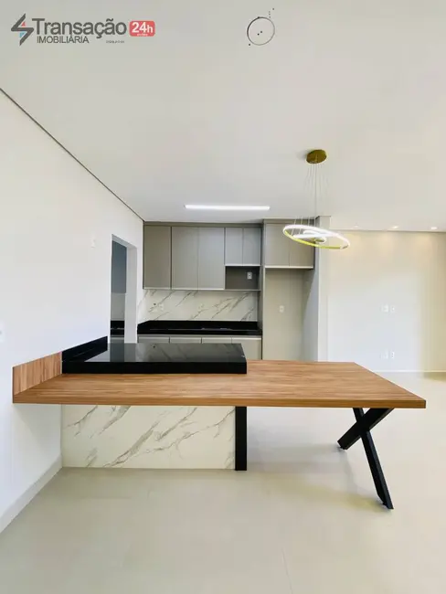 Foto 2 de Apartamento com 3 quartos à venda, 82m2 em Franca - SP