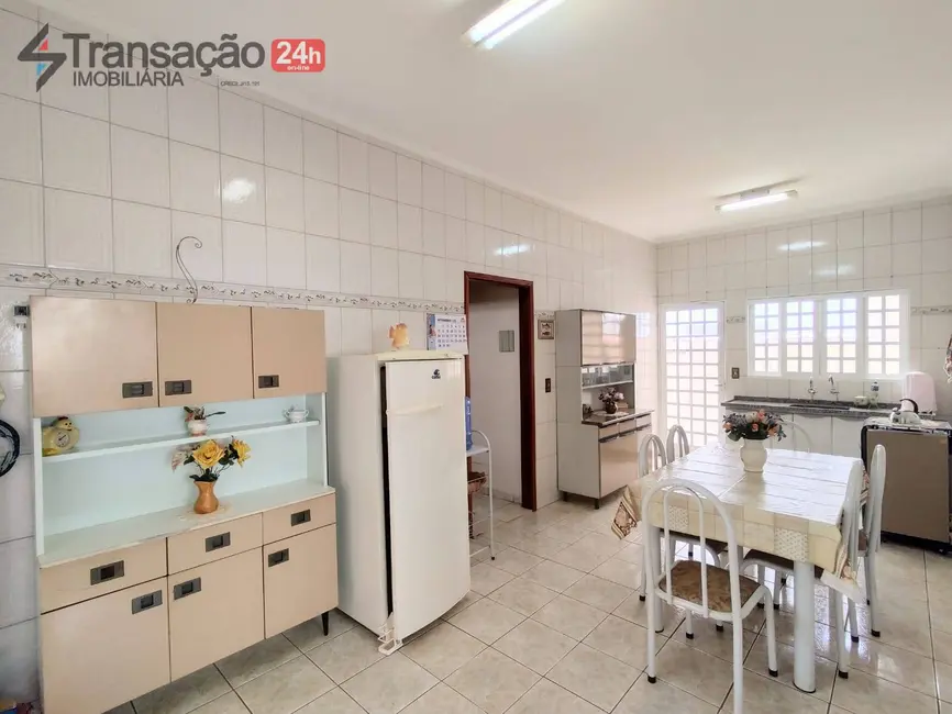 Foto 6 de Casa com 3 quartos à venda, 200m2 em Residencial Jardim Vera Cruz, Franca - SP
