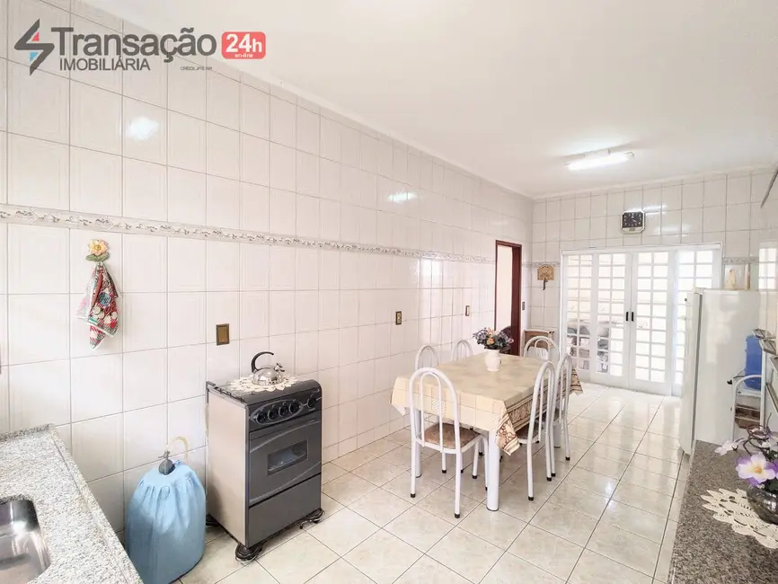 Foto 7 de Casa com 3 quartos à venda, 200m2 em Residencial Jardim Vera Cruz, Franca - SP