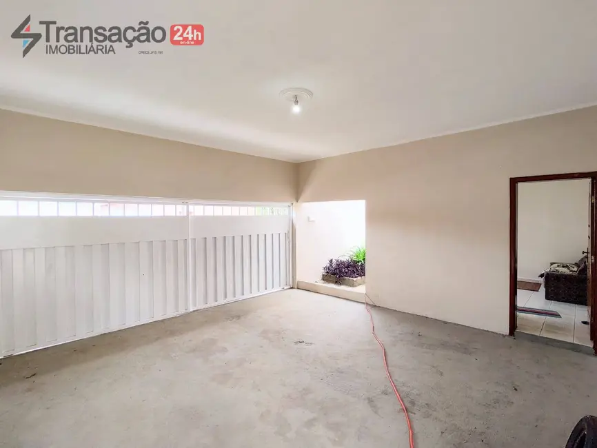 Foto 3 de Casa com 3 quartos à venda, 200m2 em Residencial Jardim Vera Cruz, Franca - SP