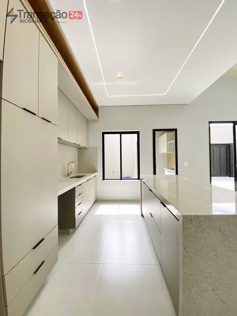 Casa com 3 quartos à venda, 200m2 em Esplanada Primo Meneghetti II, Franca - SP - imagem 4 Foto 4 de Casa com 3 quartos à venda, 200m2 em Esplanada Primo Meneghetti II, Franca - SP