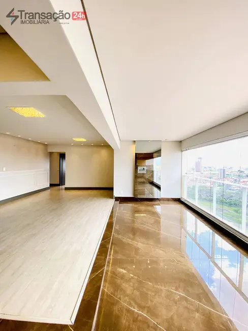 Foto 3 de Apartamento com 3 quartos à venda, 185m2 em São José, Franca - SP