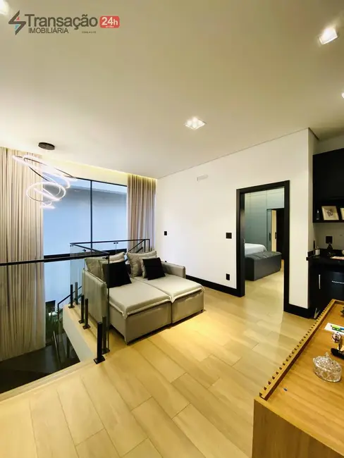 Casa com 3 quartos à venda, 270m2 em Parque Franville, Franca - SP - imagem 4 Foto 4 de Casa com 3 quartos à venda, 270m2 em Parque Franville, Franca - SP