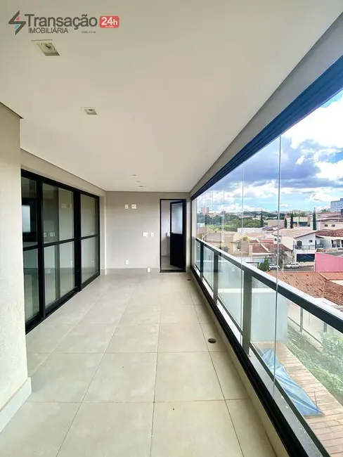 Foto 9 de Apartamento com 3 quartos à venda, 144m2 em São José, Franca - SP