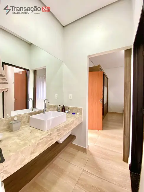 Foto 3 de Chácara com 3 quartos à venda, 200m2 em Jardim Pulicano, Franca - SP