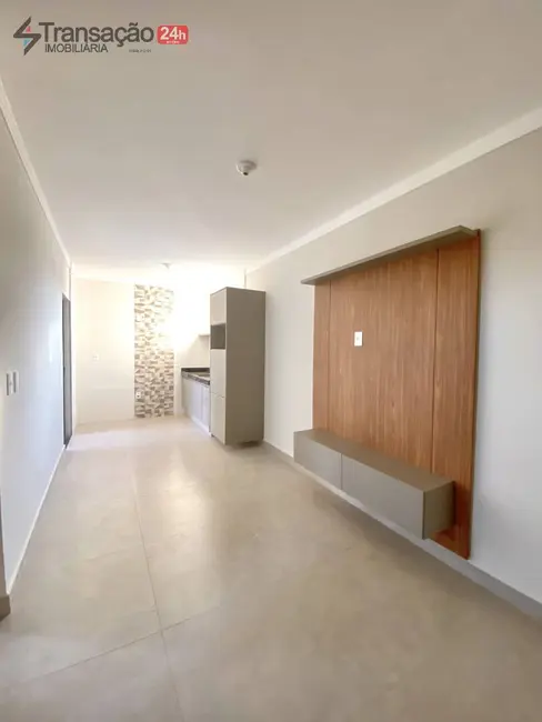 Foto 2 de Apartamento com 2 quartos à venda, 45m2 em Jardim Espraiado, Franca - SP