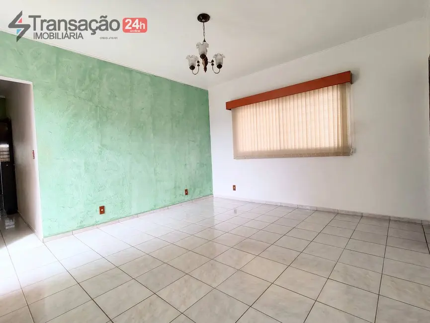 Foto 3 de Casa com 4 quartos à venda, 250m2 em Jardim Alvorada, Franca - SP